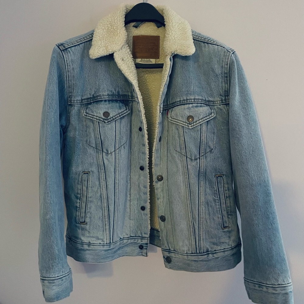 Levi's Light Blue Denim Jacket with Sherpa Lining